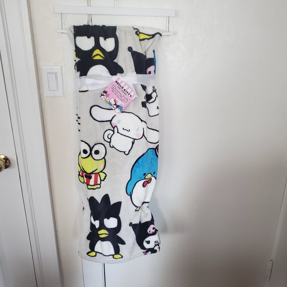 New Hello Kitty and friends/Hello kitty patriotic blanket bundle of 2